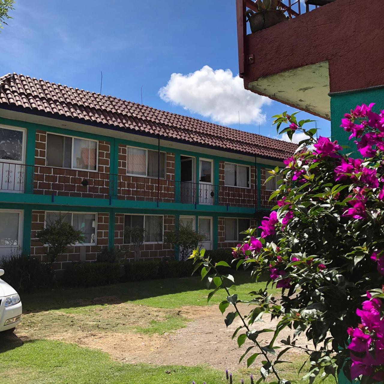 Hotel Las Fumarolas De Don Goyo Cholula Exterior foto
